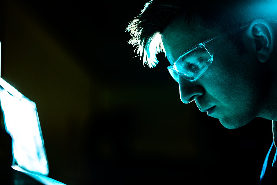 engineer-4915796_960_720